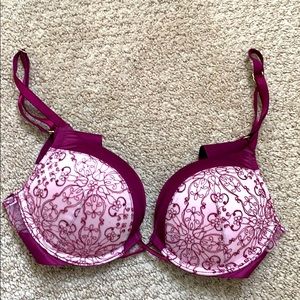 Victoria’s Secret bra